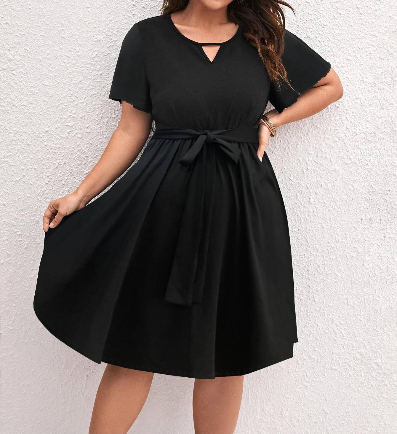 Plus Size Women\'s Dress Elegant Belt Pleated Hems Solid Color Black Casual Fashion Women\'s Summer Clothing