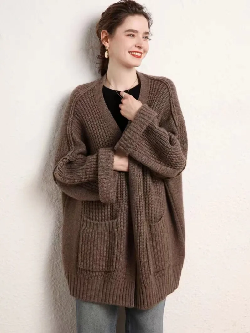 

Large lazy style sweater for women 2024 new autumn and winter loose design, coarse yarn knitted solid color jacket