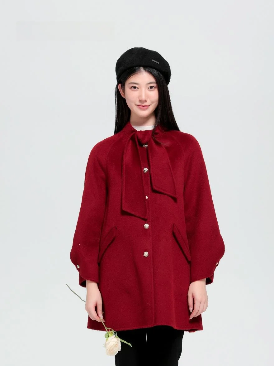 

Двустороннее шерстяное пальто Ele Широкая шерстяная верхняя одежда Новое поступление от Dailanzhi Ladylike для поездок на работу с поясом и бабочкой...