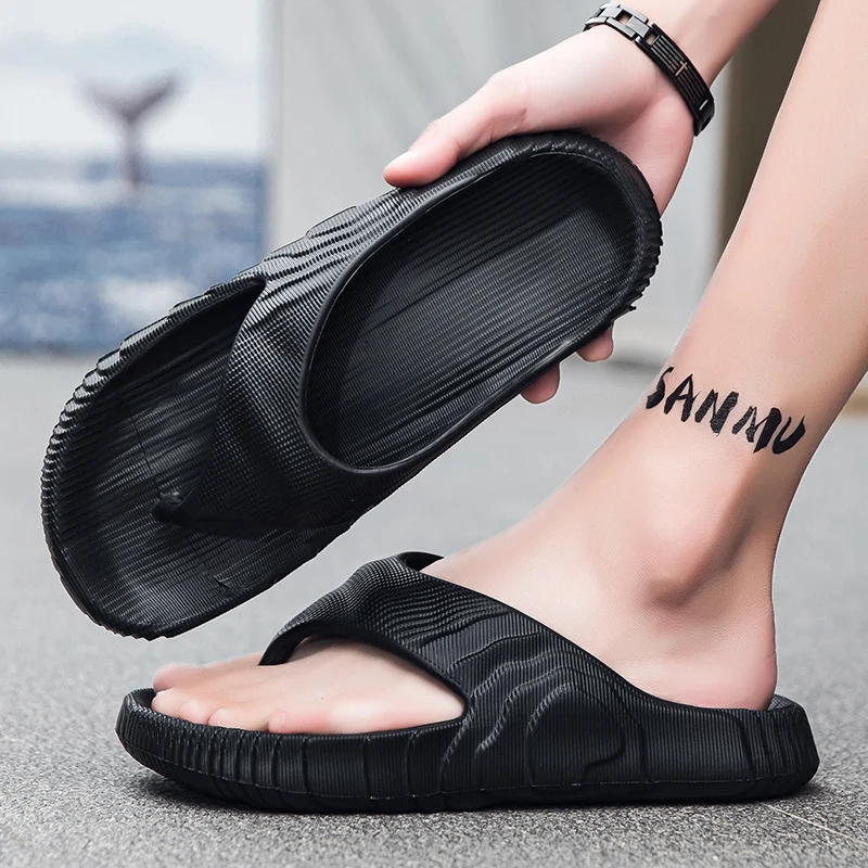 

Summer New Style Men's Fashionable Flip-flops, Outdoor Beach Slippers, Large Size Slippers