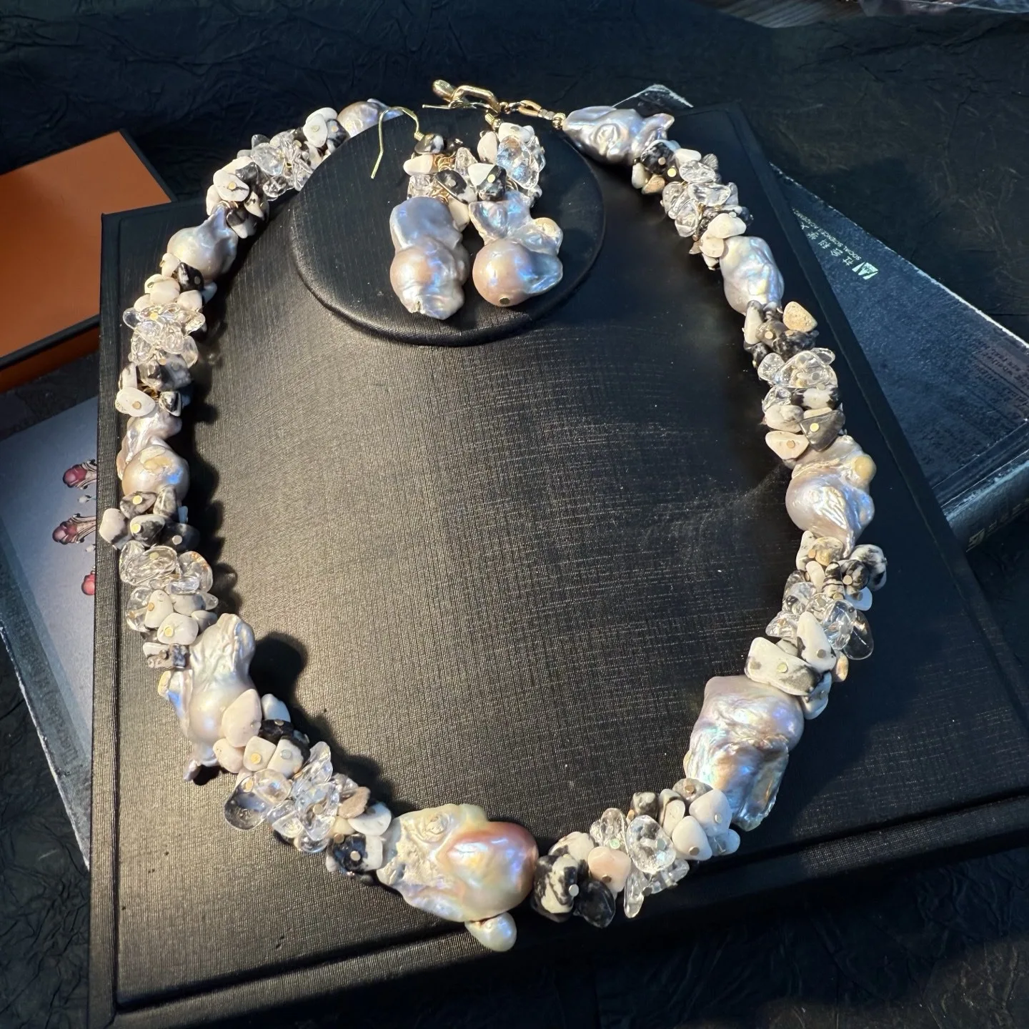 

Vintage Unique Freshwater Pearl Crystal Necklace Earring Woman Jewelry Sets Fashion Dress Banquet Accessories Original Design