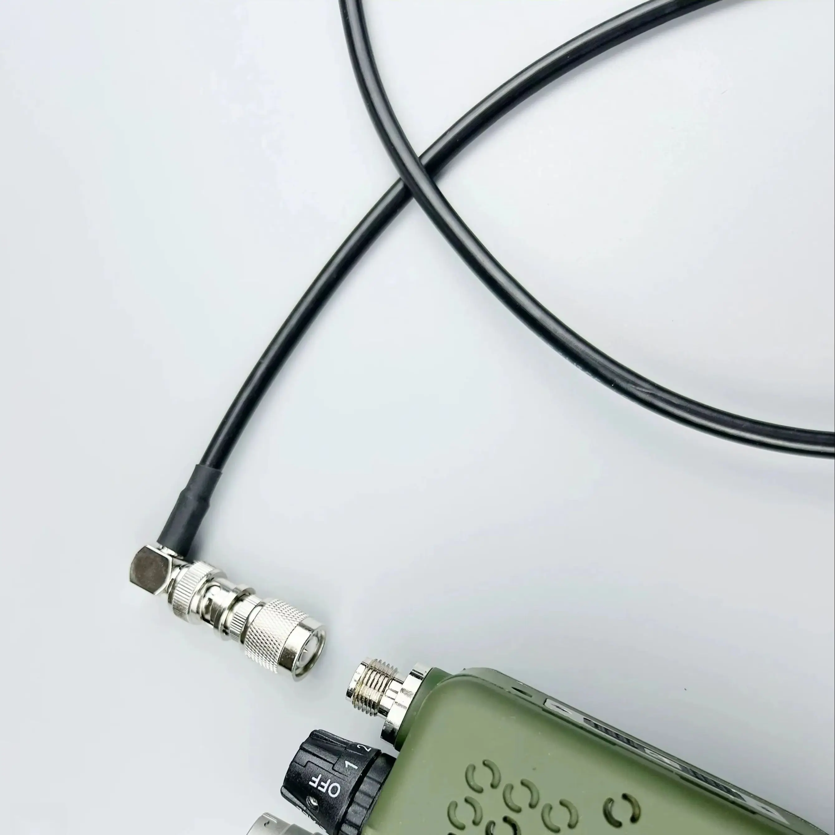 NEW   Zero Attenuation Antenna Extension Cable, Elbow Can Rotate 360 Degrees, Suitable for PRC152 PRC148