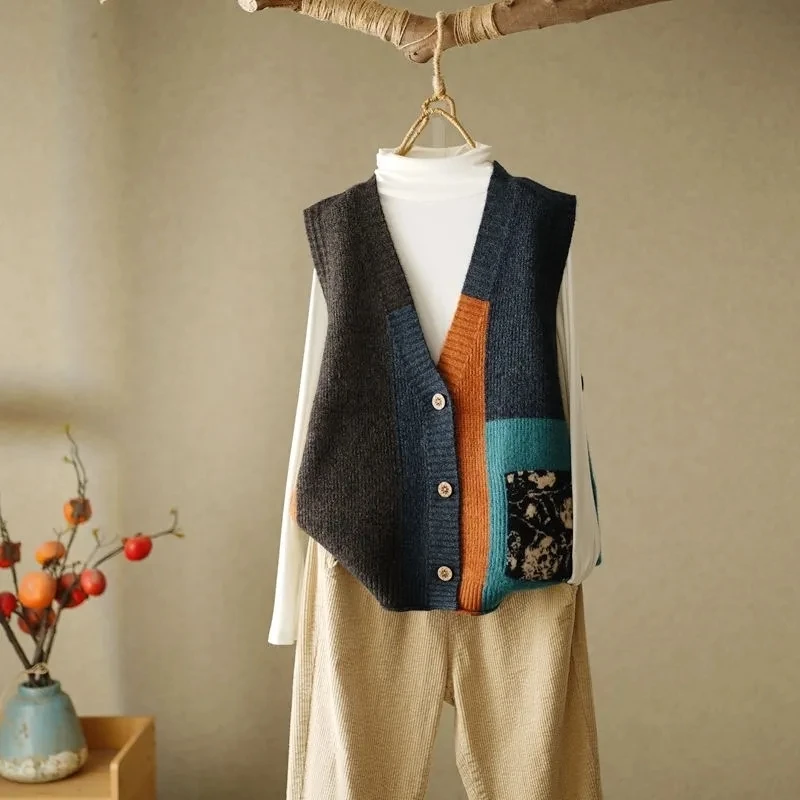 2024 Autumn Women Panelled Vintage Sweaters Vest Button Cardigans Knitted Fashion Sleeveless V-Neck Loose Casual Sweater Coats