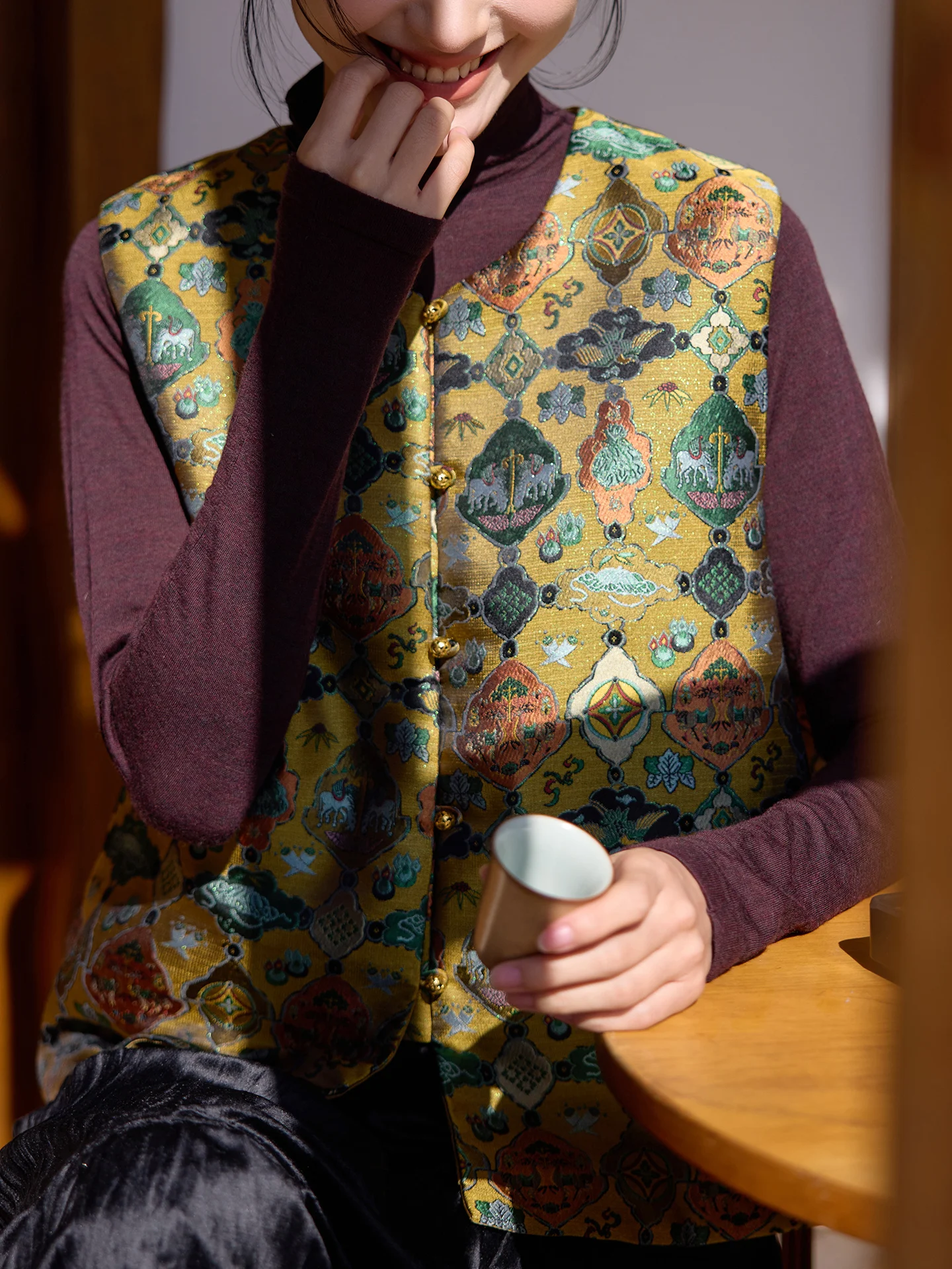 

Новый китайский шелковый жилет Feiyutang для женщин, хлопковый, с круглым вырезом, для повседневной носки, утепленный, традиционное кимоно