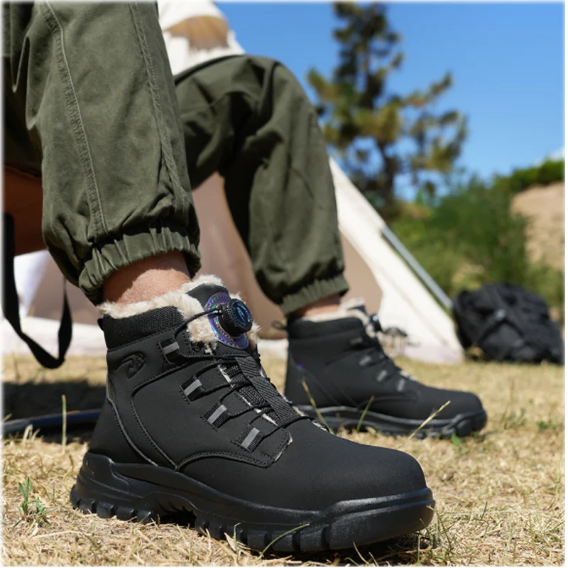 New autumn and winter high top safety boots with steel toe caps, anti slip and wear-resistant rubber soles, work shoes.