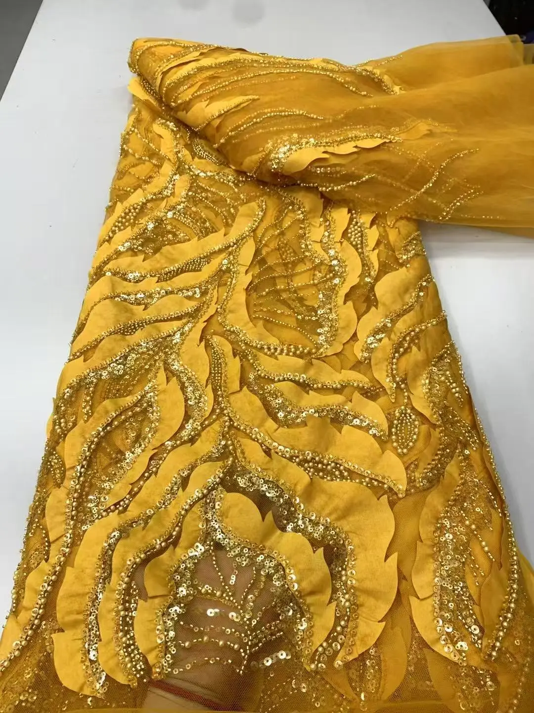 2025 หรูหราภาษาฝรั่งเศสคําตาข่ายเย็บปักถักร้อยลูกปัดผ้าลูกไม้แอฟริกันไนจีเรียลูกไม้เลื่อมผ้าสําหรับงานแต่งงานชุดเย็บวัสดุ