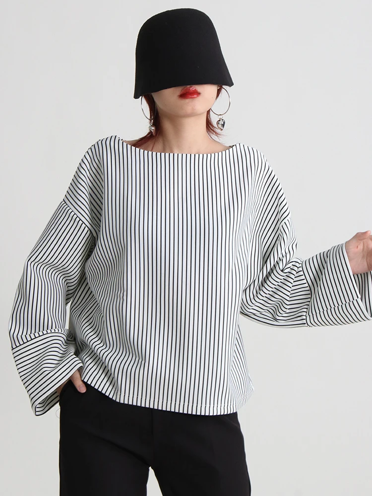 TWOTWINSTYLE Straight Striped T Shirt Female Round Neck Flare Sleeve Colorblock Loose T Shirts Female Autumn Clothes Fashion New