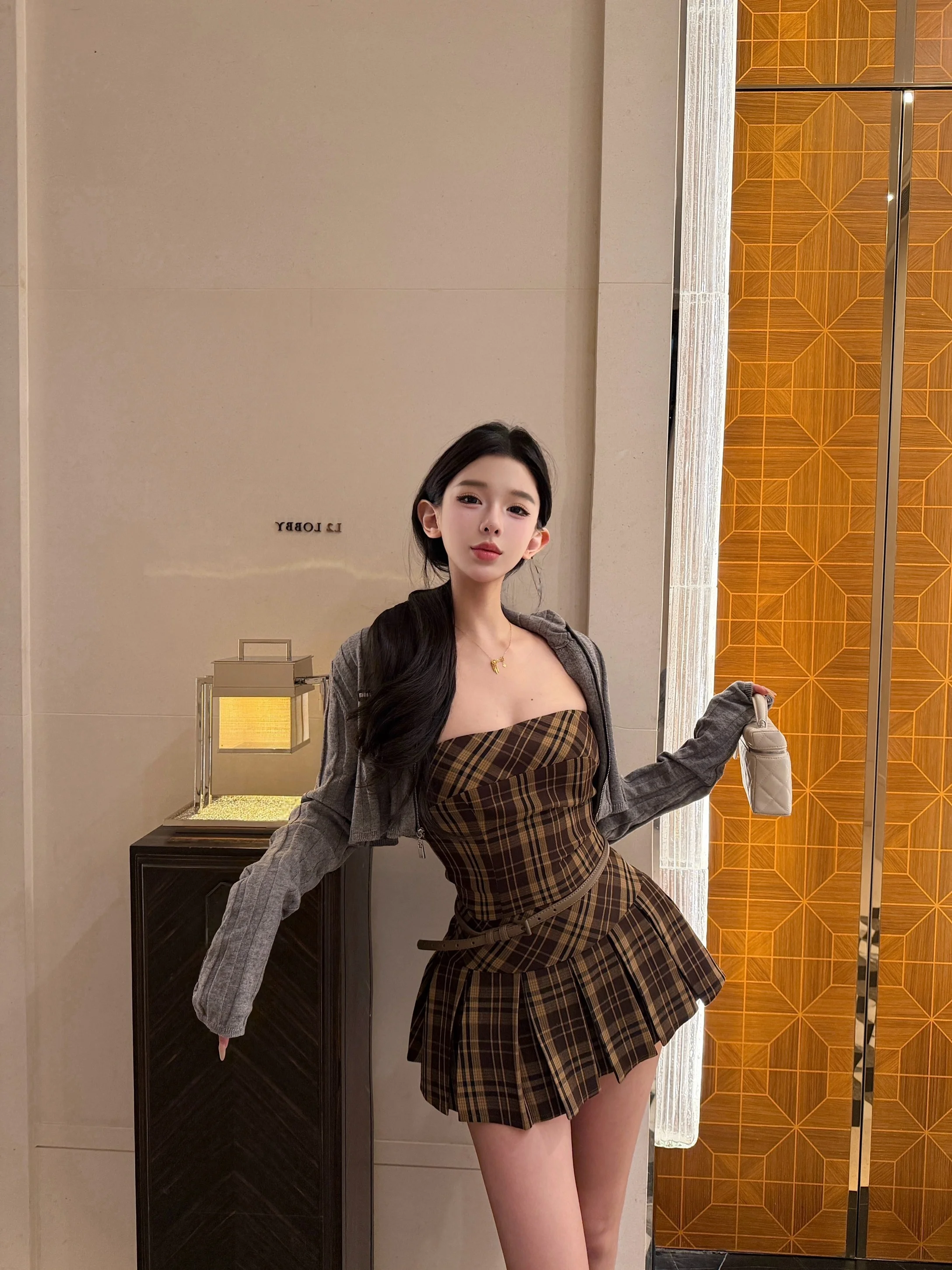 

Комплект Chen nduo 37: укороченный топ на молнии и плиссированная юбка макси с высокой талией, коричневая клетка, удлиняющая силуэт