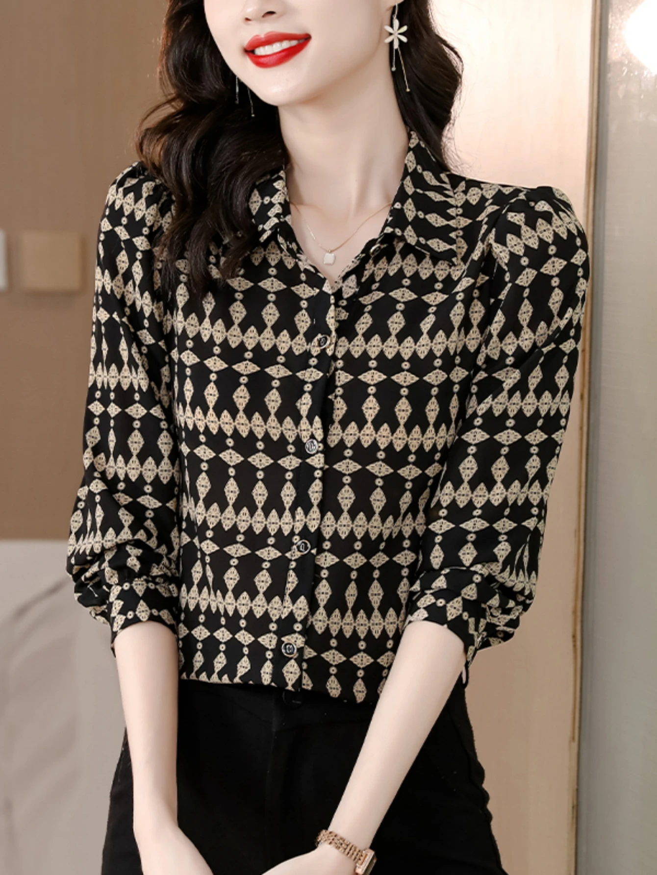 Women's Spring Summer Vintage Geometric Print Shirt Collared Long Sleeve Breathable Slim Fit Fashion Top for Daily Commuting And