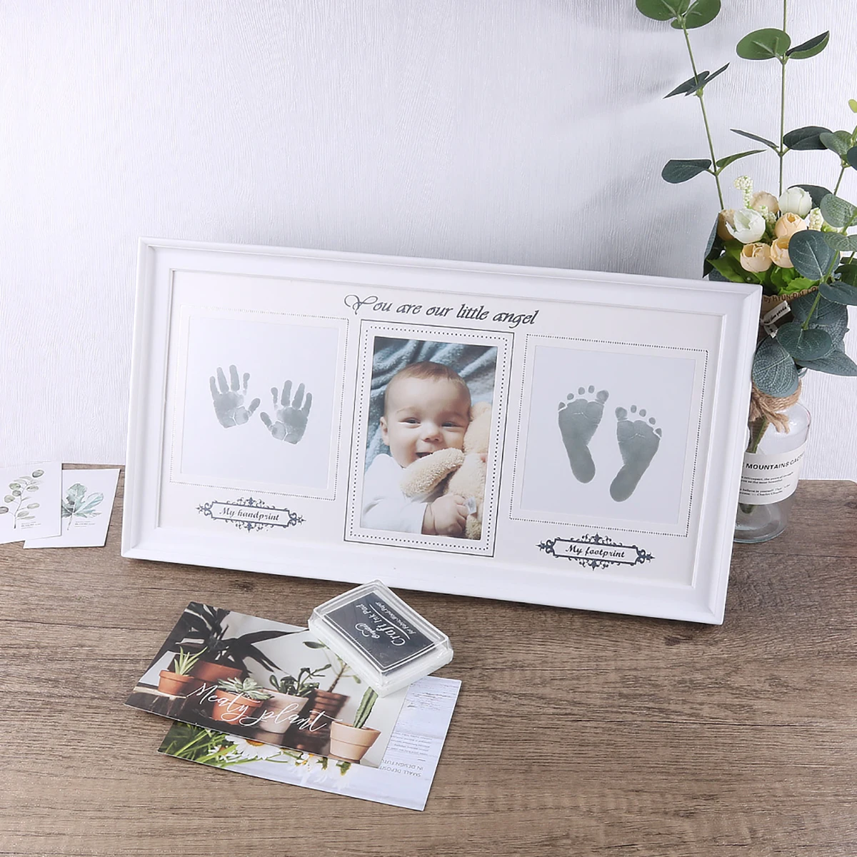 Newborn boys and girls baby growth diy picture frame hand footprint table Picture frame newborn 12 months table