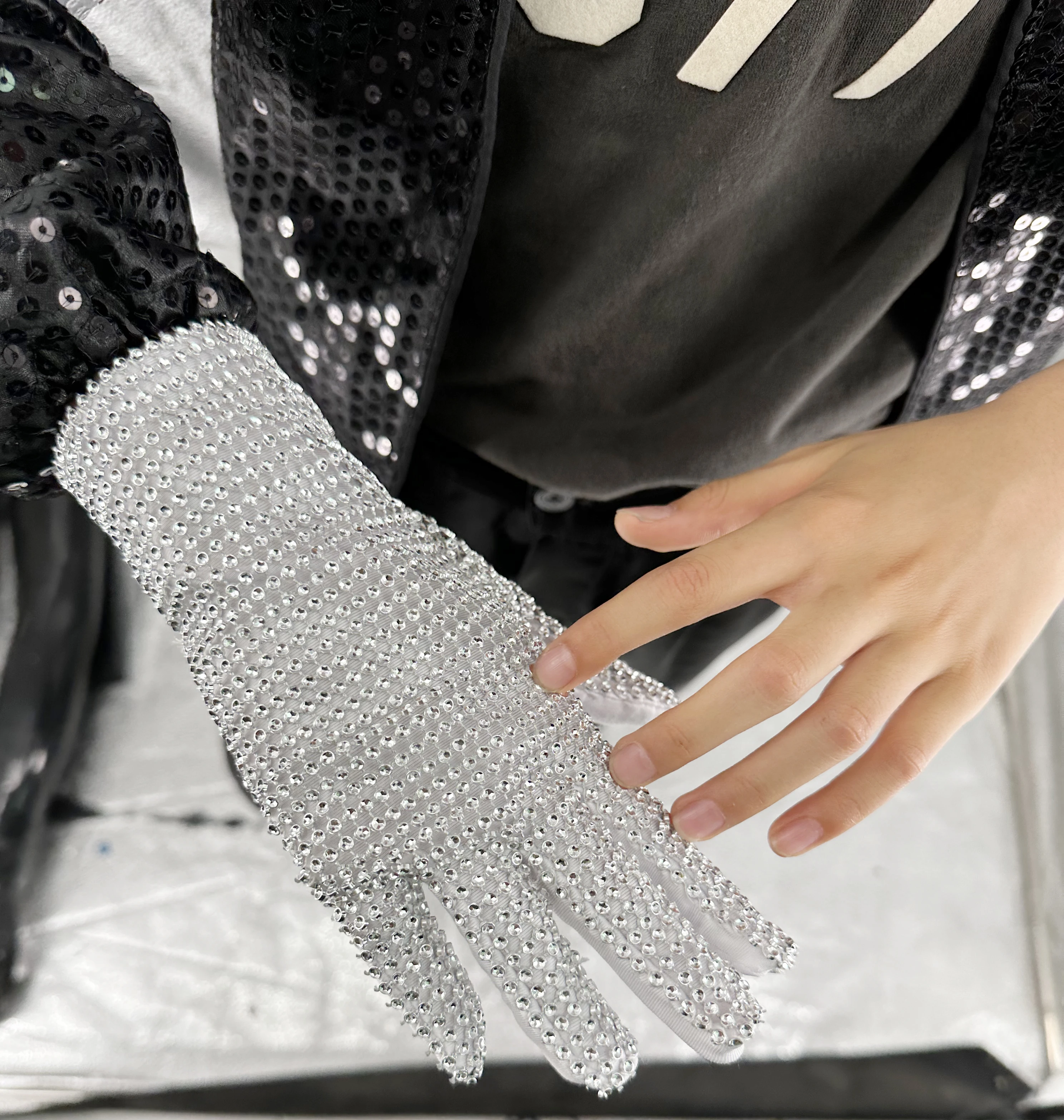Gants MJ Michael Jackson, pour adulte, argentés, brillants, avec strass, pour cosplay, performance, cadeau, faits à la main