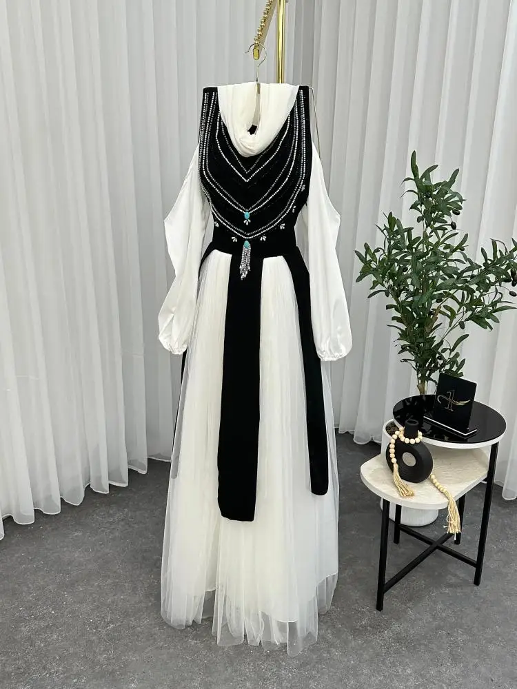 

Jirocum Luxury Black White Ethnic Evening Gown Hooded Collar Beaded Overlay Puffy Long-Sleeve Tulle Prom Gala Red Carpet Dresses