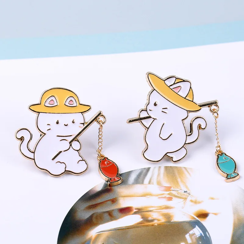 Cartoon Animal Cats Fishes Brooch Pins Creative Cat Go Fishing Pattern Enamel Jewelry Cute Scarf Hat Collar Accessory Props Gift