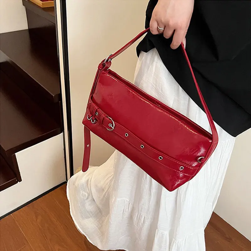 

Belt Buckle Design Oil Wax PU Leather Fashion Shoulder Bag Female High-end Versatile Crossbody Bag Korean Style Simple Handbag
