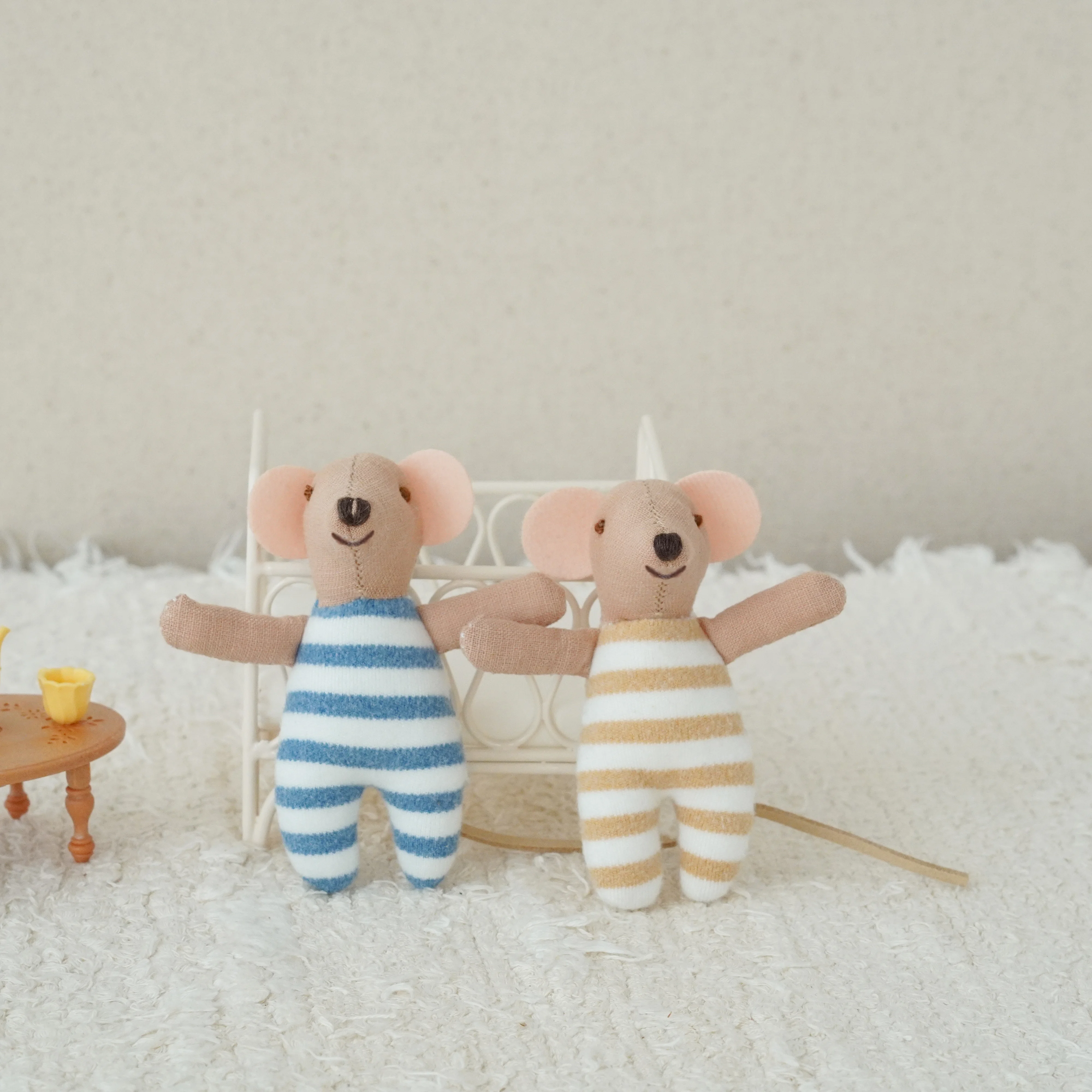 Niedliches Mini-Maus-Plüschtier – weiche Stoffpuppe, geeignet für Jungen und Mädchen, Baby-Taufgeschenk, Weihnachtsgeschenk