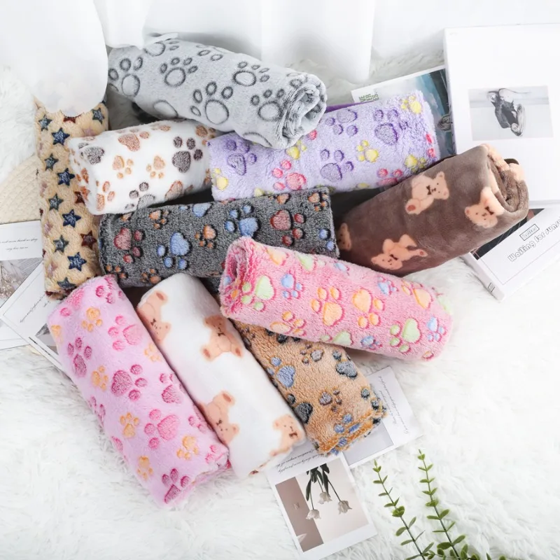 Soft Fluffy High Quality Pet Blanket Flannel Dog Sleeping Blanket Paw Print Pattern Pet Mat Warm Comfortable Blanket for Cat Dog image 3