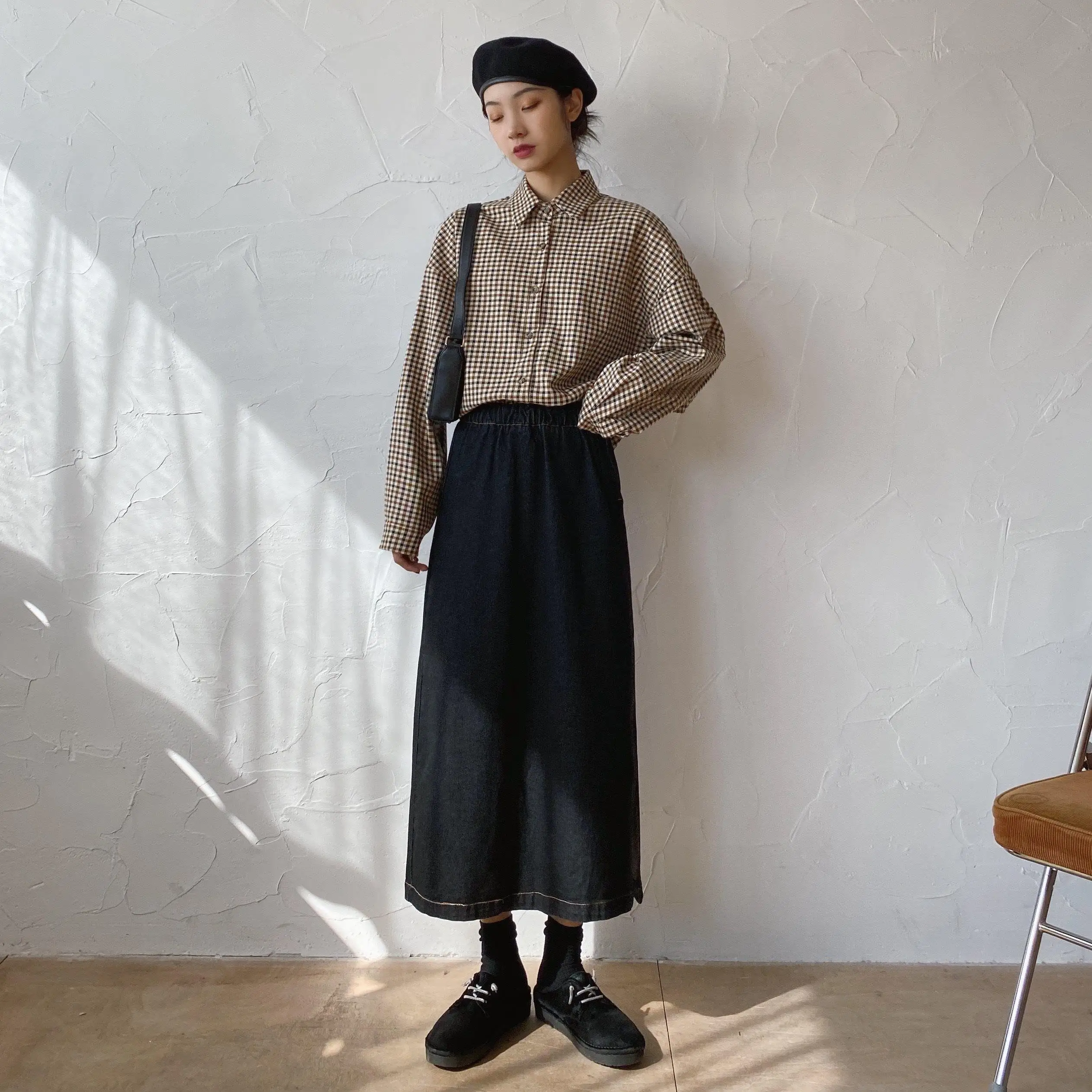 

Girl Fresh and Loose Brown Small Plaid Base Long-sleeved Shirt New Layered Versatile