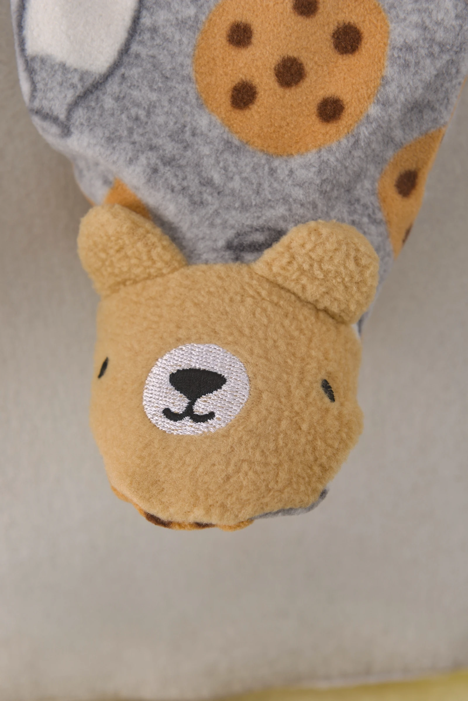 Baby-Strampler für Jungen aus Polar-Fleece mit Füßlingen, gestreift, mit Cartoon-Motiv, süßer Tierstickerei, Reißverschluss, für Herbst und Winter, warme Babykleidung, 3–9 Monate. – Detail 9