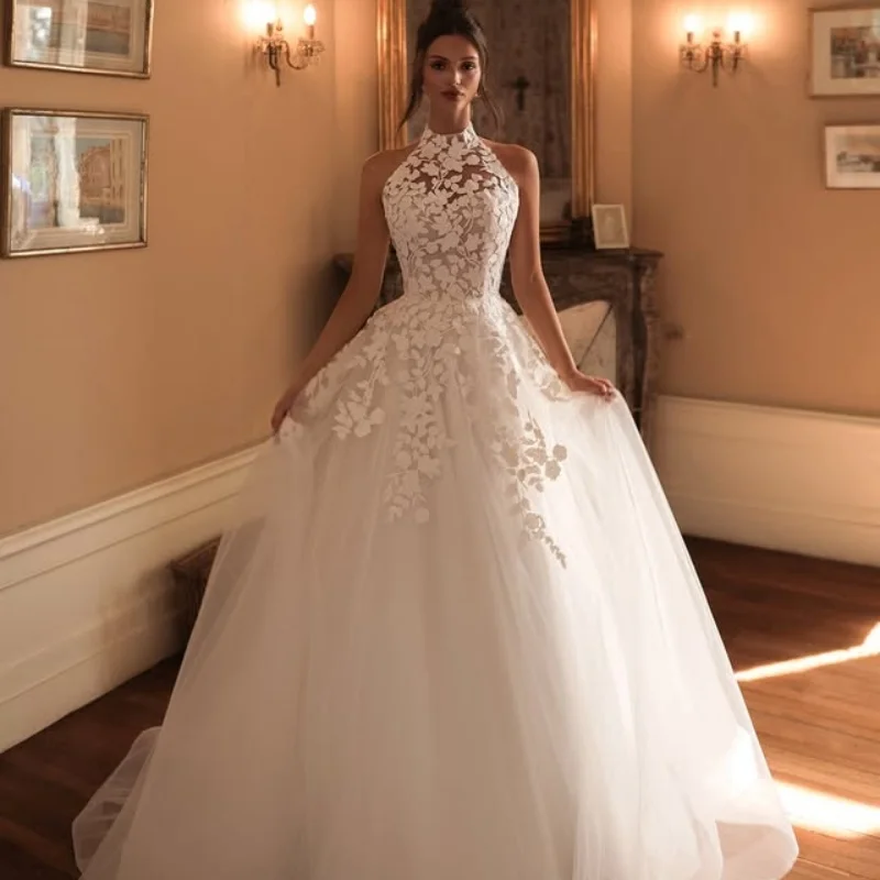 White Elegant Sweetheart Ball Gown Flower decal Wedding Dress With Decoration A-line Bridal Gowns Customized