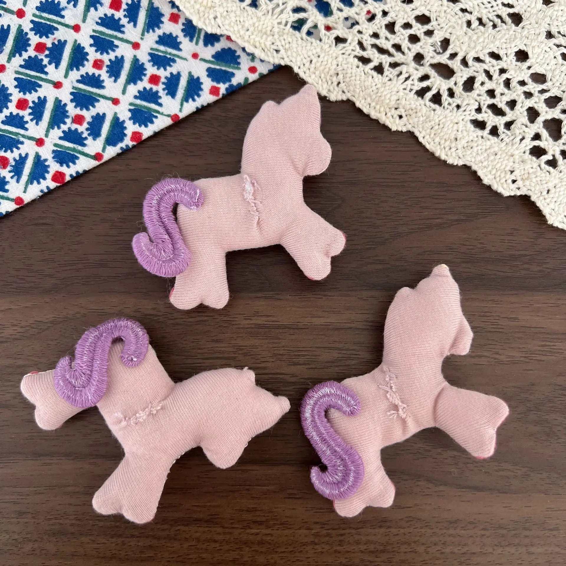 Brooch Pin DIY Accessory Rainbow Flying Pony Cotton Filled Fabric for Kids Shoes Socks Bag Hair Clip Decoration Mini Lightweight