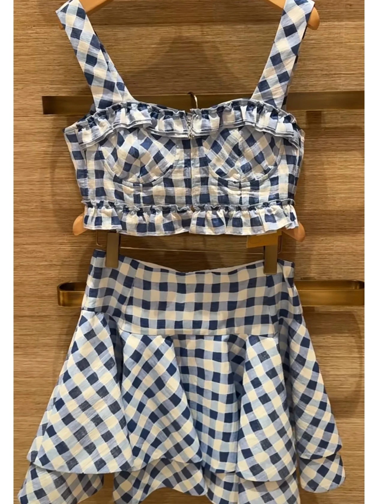 

Комплект Heidd: синий клетчатый топ-халтер с кружевом и юбка, женская модная коллекция Весна 2026