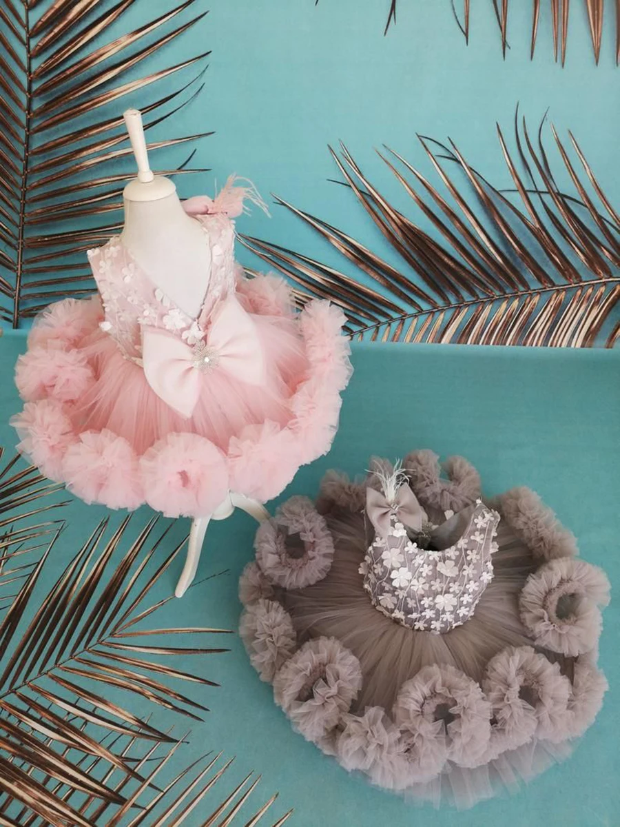 Feathers Flower Girl Dresses Lace Wedding Tulle Appliques Pleat Mini Ball Gown First Communion Bow Dress for Kids Pageant Party