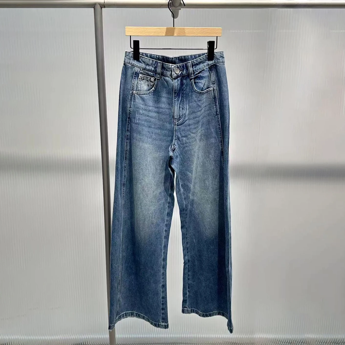 

Джинсы женские с высокой талией и широкими штанинами, повседневные, в стиле кэжуал, с эффектом похудения, осень-зима, новинка