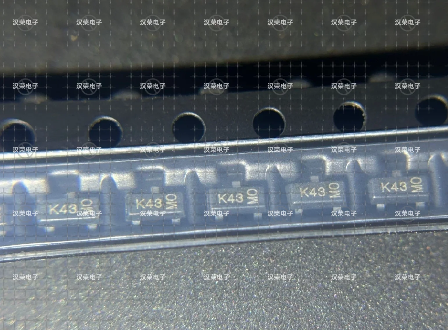 BAS40-7-F with silkscreened  K43 SOT-23   Surface Mount Schottky Diode 200mA/40V