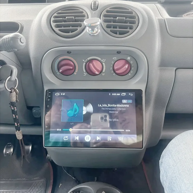 

Кронштейн-адаптер для установки автомагнитолы в приборную панель Renault Twingo 2005-2013