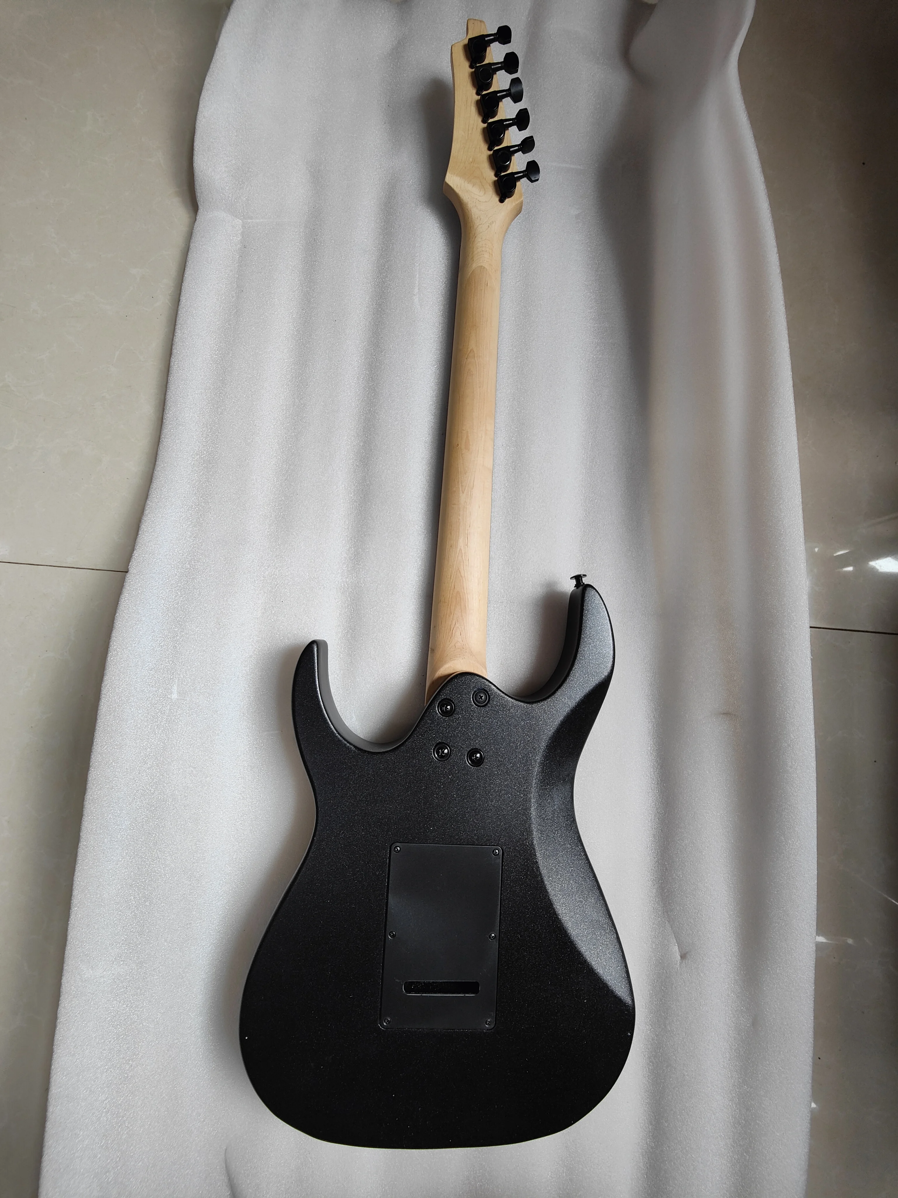 Custom Electric Guitar with 6 Strings, Floyd Rose Hsh, Metal Black Color Body, Rosewood Fingerboard, Real Photos, Only One