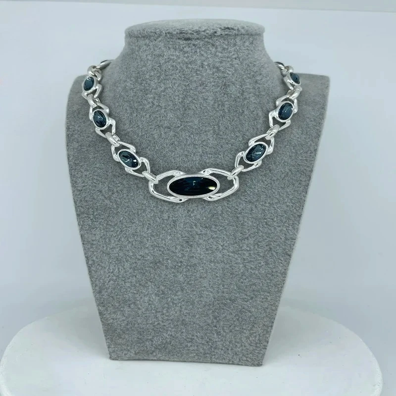 

Light luxury, dazzling, sexy blue crystal necklace, women's accessories, give girlfriend a date gift