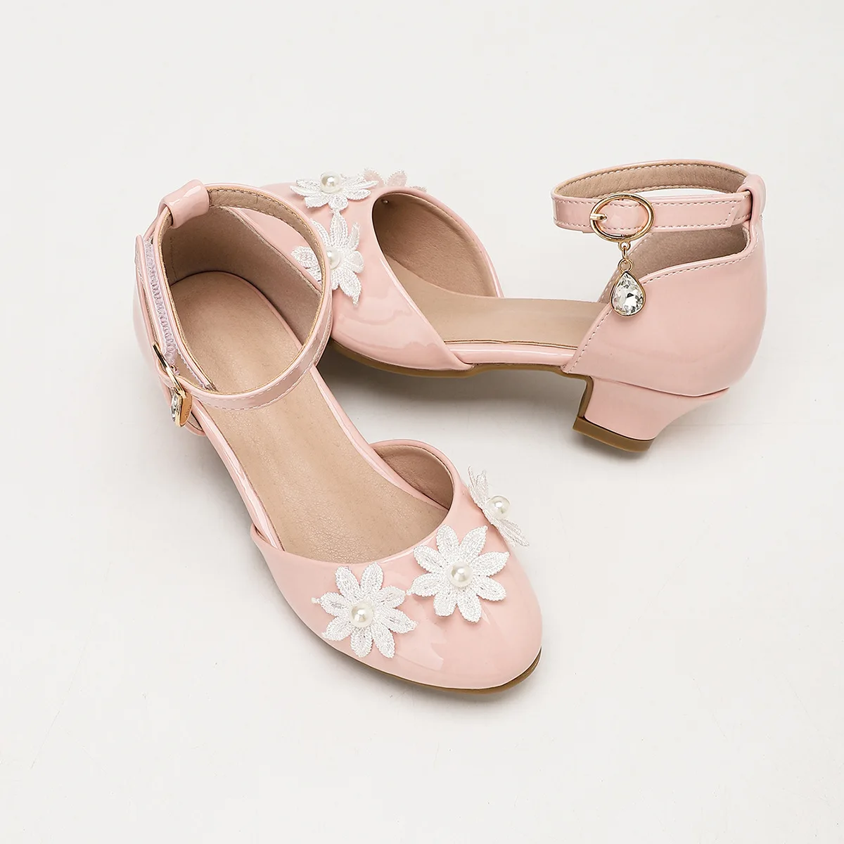 Girls Pink Floral Princess Sandals 2026 Summer Hollow Non-Slip Heels Kids Performance High Heels Appliqué Dress Pumps for Girls​