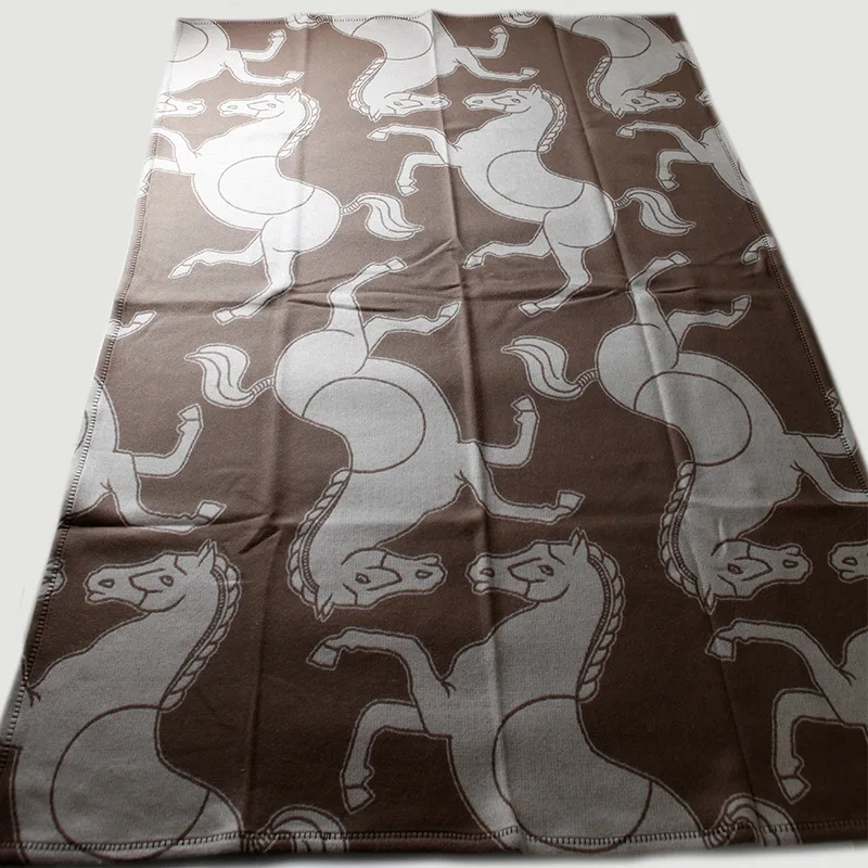 Cartoon Horse Jacquard Wool Blanket – Warm, Thickened Throw for Home, Travel & Camping. Double-Sided Use Shawl or Lap Blanket.