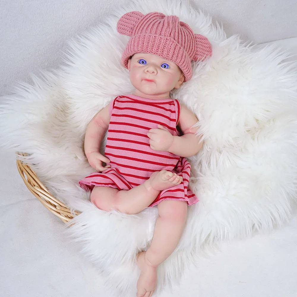 20 inch realistische siliconen pop is een zachte en schattige meisjespop, een perfect cadeau voor kinderen vanaf 3 jaar. Geen kleding