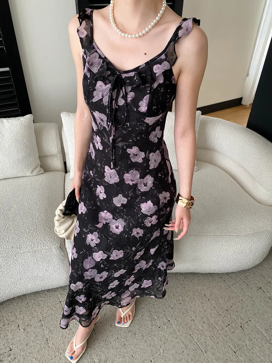 Frühlings- und Sommer-Set für Damen: Rüschenkleid mit Schnürung und Blumenmuster sowie Strickjacke – Detail 33