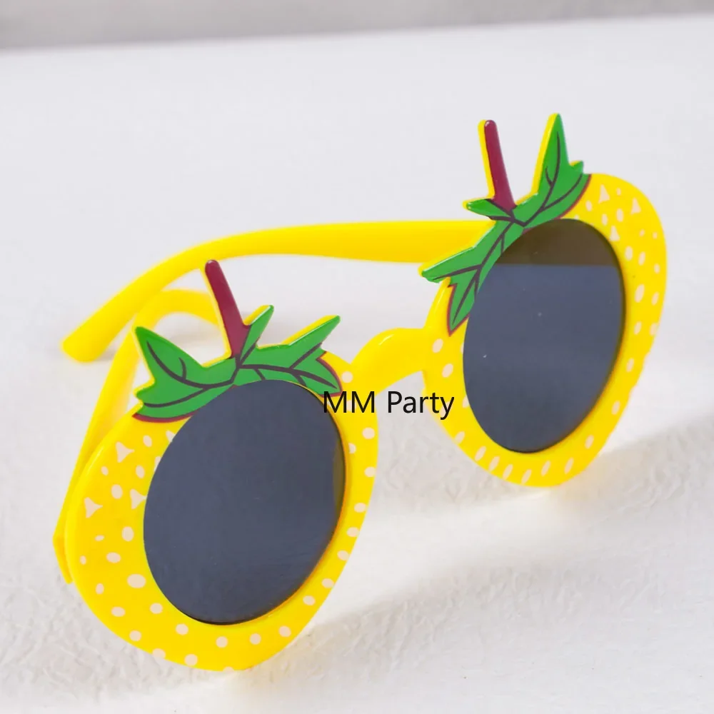 1Pcs Sweet Strawberry Glasses Summer Fruit Party Sunglasses Photo Props for Kids Birthday Baby Shower Party Favors Decoration