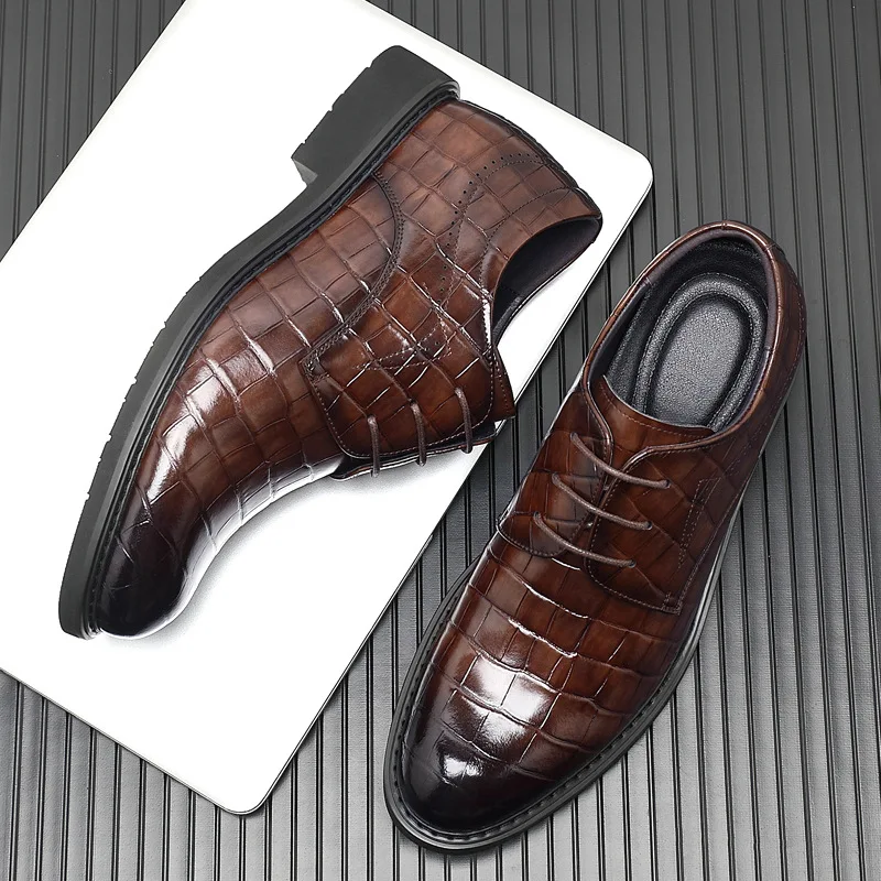 Genuine Leather Men\'s Dress Shoes Hidden Heels Elevator Shoes 8CM 6CM Height Increased Shoes For Men Fashion Brown For Wedding