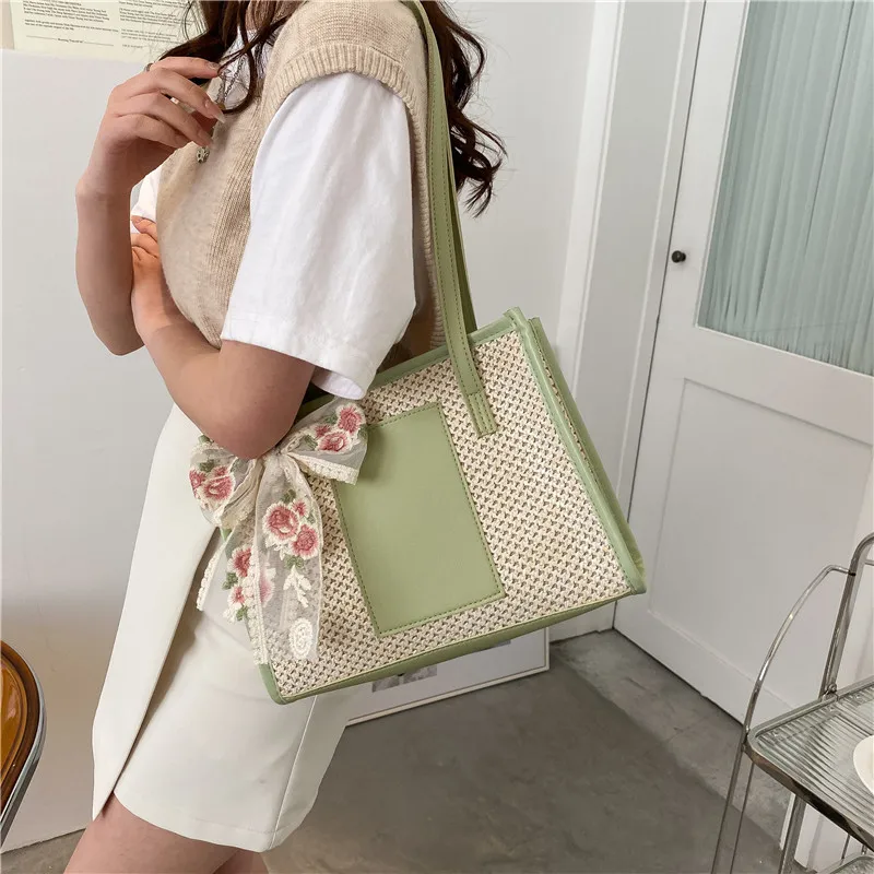 Straw Tote Bag for Women Elegant Silk Scarf Shoulder Bags Women's Summer Large Capacity Beach Purses and Handbags