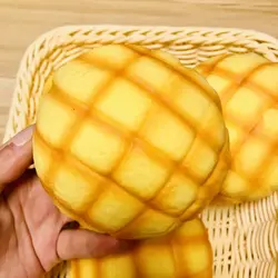 Ananas ekmek yavaş Rebound dekompresyon havalandırma oyuncak Mini Squishy yavaş yükselen