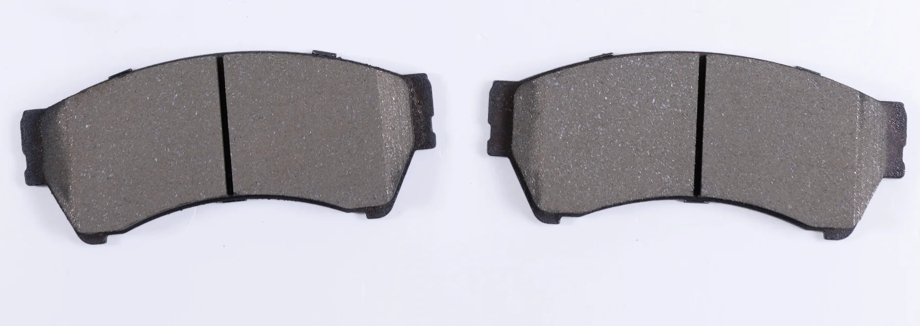 For Pentium B70 B90 X80 Car Brake Pads Front Ceramics 2576501 2576502 GDB7931AT GDB8100AT 0986T11077 FDB4740-D 4PCS