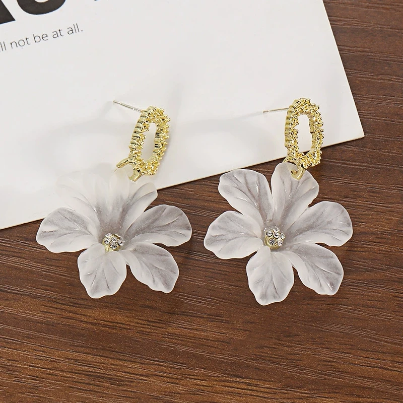 Translucent White Flower Drop Earrings for Women Rhinestone Ball Middle Petals Big Dangle Earrings Bohemian Fashion Jewelry Gift