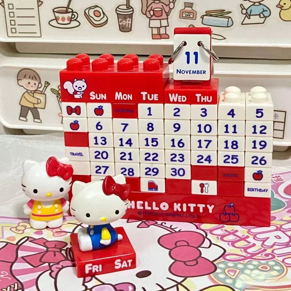 Hello Kittys Set kalender bangun blok rakit, lucu kartun boneka DIY kalender meja hadiah mainan Puzzle anak