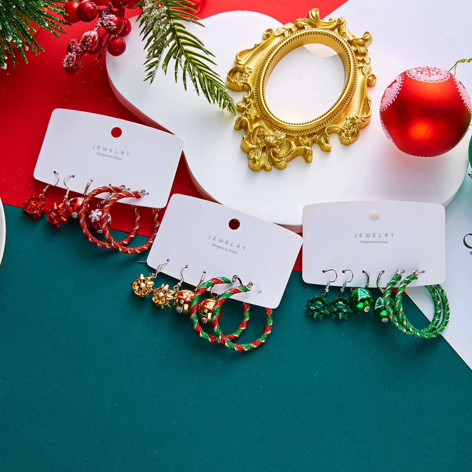 6-teiliges Weihnachts-Ohrringe-Set mit bunten Bändern und Schneeflocken für Damen, Harz-Kugel-Ohrringe, Neujahrs-Festtags-Schmuckgeschenk – Detail 5
