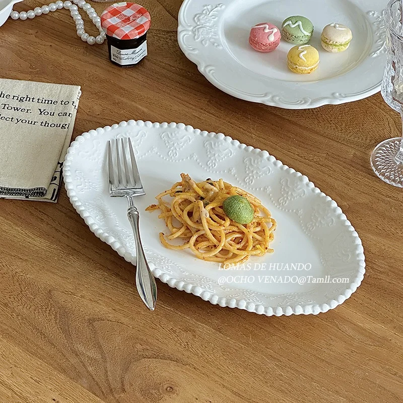 French Style Flower Relief Ceramic Plate 10 Inch Oval Shape High Aesthetic Pasta Dishes White Dot Rim Exquisite Fish Plate