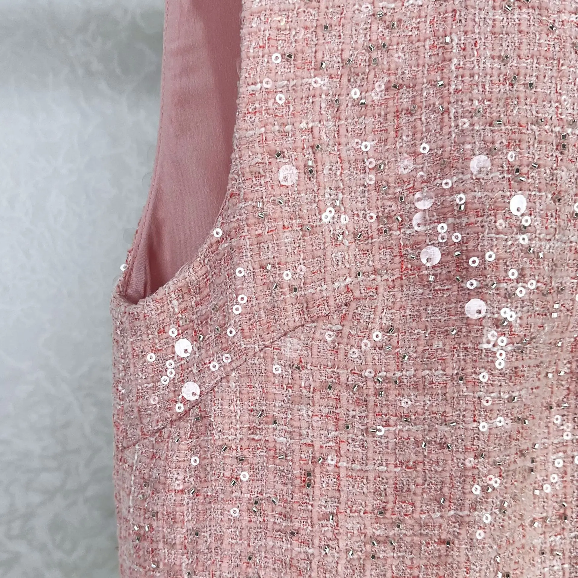 Women Pink Tank Dress Sequin Diamond Decoration Hollow Out O-Neck Sleeveless Sweet Autumn 2024 Mini Robe