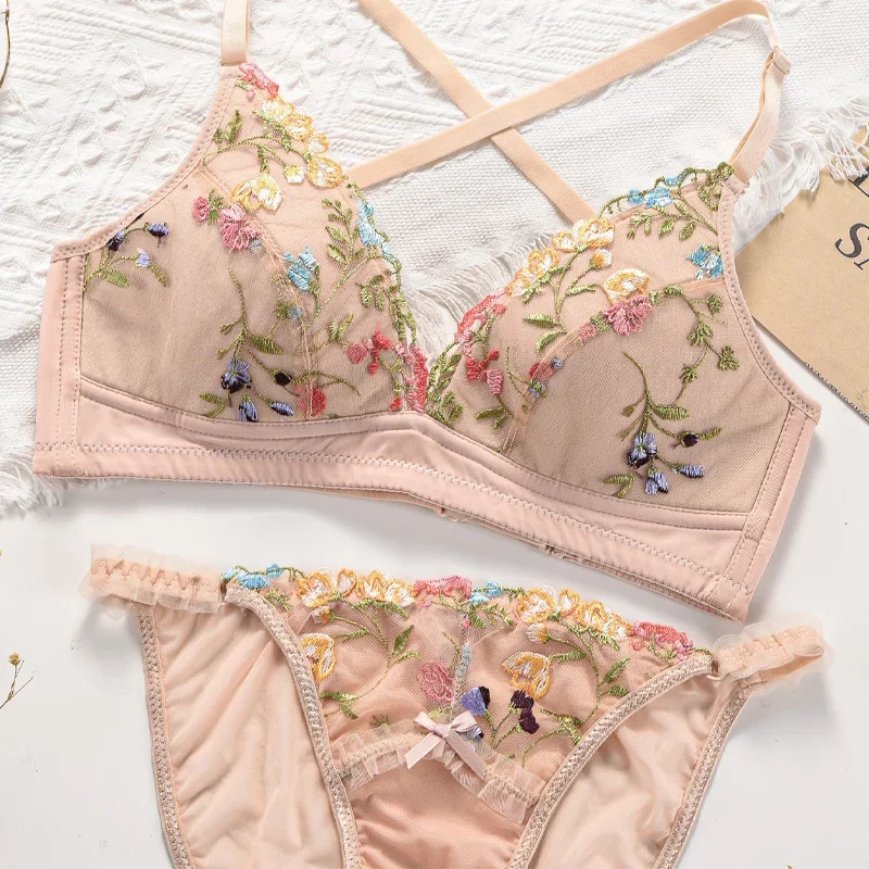 Sujetador con espalda abierta para mujer, Bralette con bordado Floral, lencería Sexy sin aros, ropa interior francesa romántica, sujetadores con espalda baja en U profunda