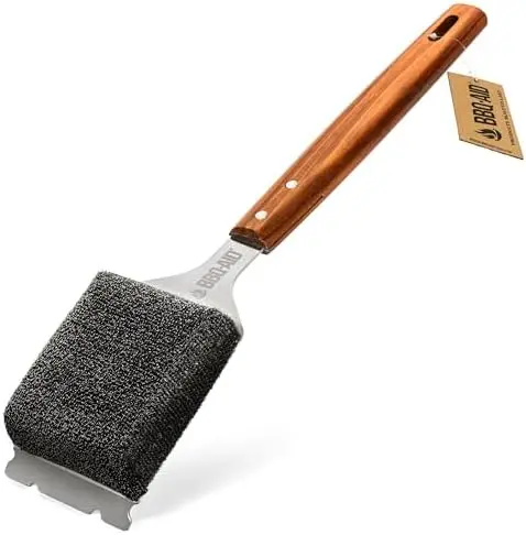 

Щетка для гриля без щетины со сменными насадками и длинной деревянной ручкой – безопасный инструмент для чистки уличных грилей