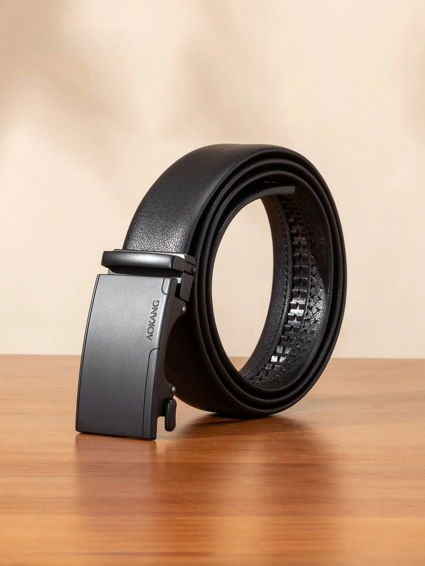aokang-men's-belt-2026-black-business-casual-versatile-leather-belt-simple-store-shipping-automatic-buckle-alloy-material