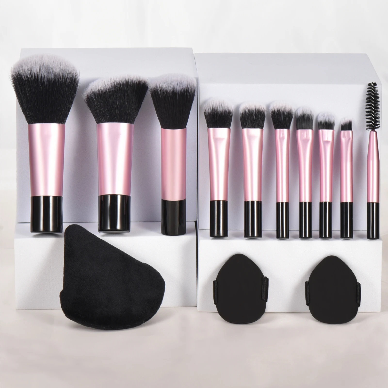 10 black mini makeup brushes +1 velvet puff +2 fingertip mini powder puff - Travel portable Makeup Kit