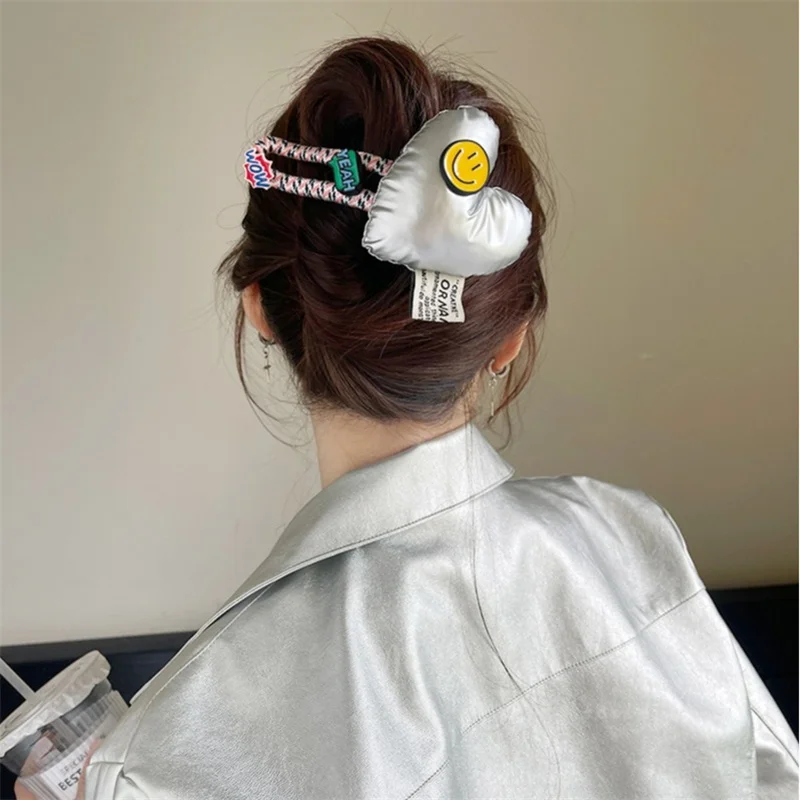 Women Accessories Curled Hair Tool Cute Signal Cool Smiling Face Large Duck Mouth Hairpin Big Size Back Head Claw Girls Headwear